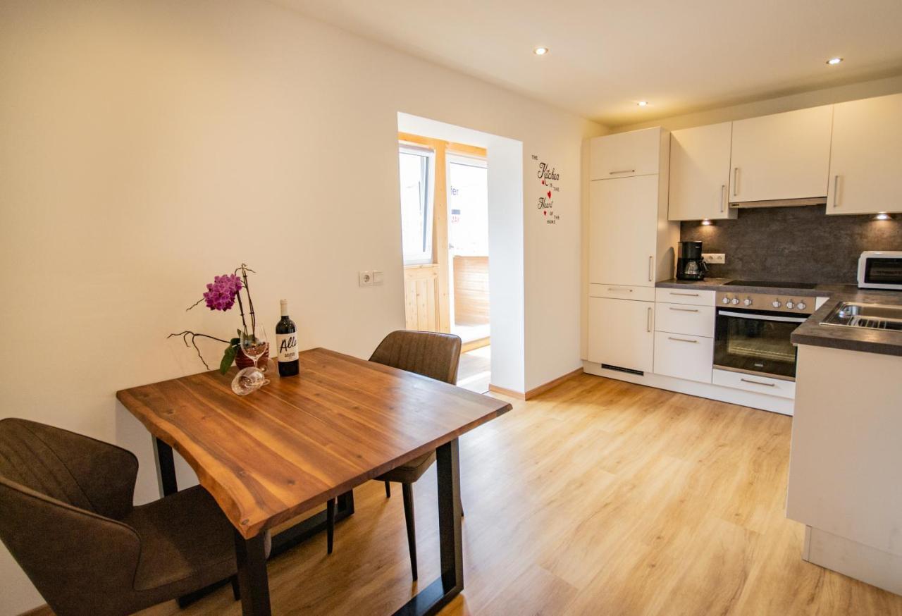 Cafe Max 2 Appartement Trins Buitenkant foto